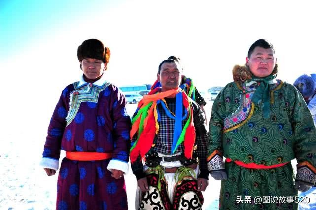 蒙古为什么爱摔跤,蒙古摔跤为什么有那么奇怪的动作