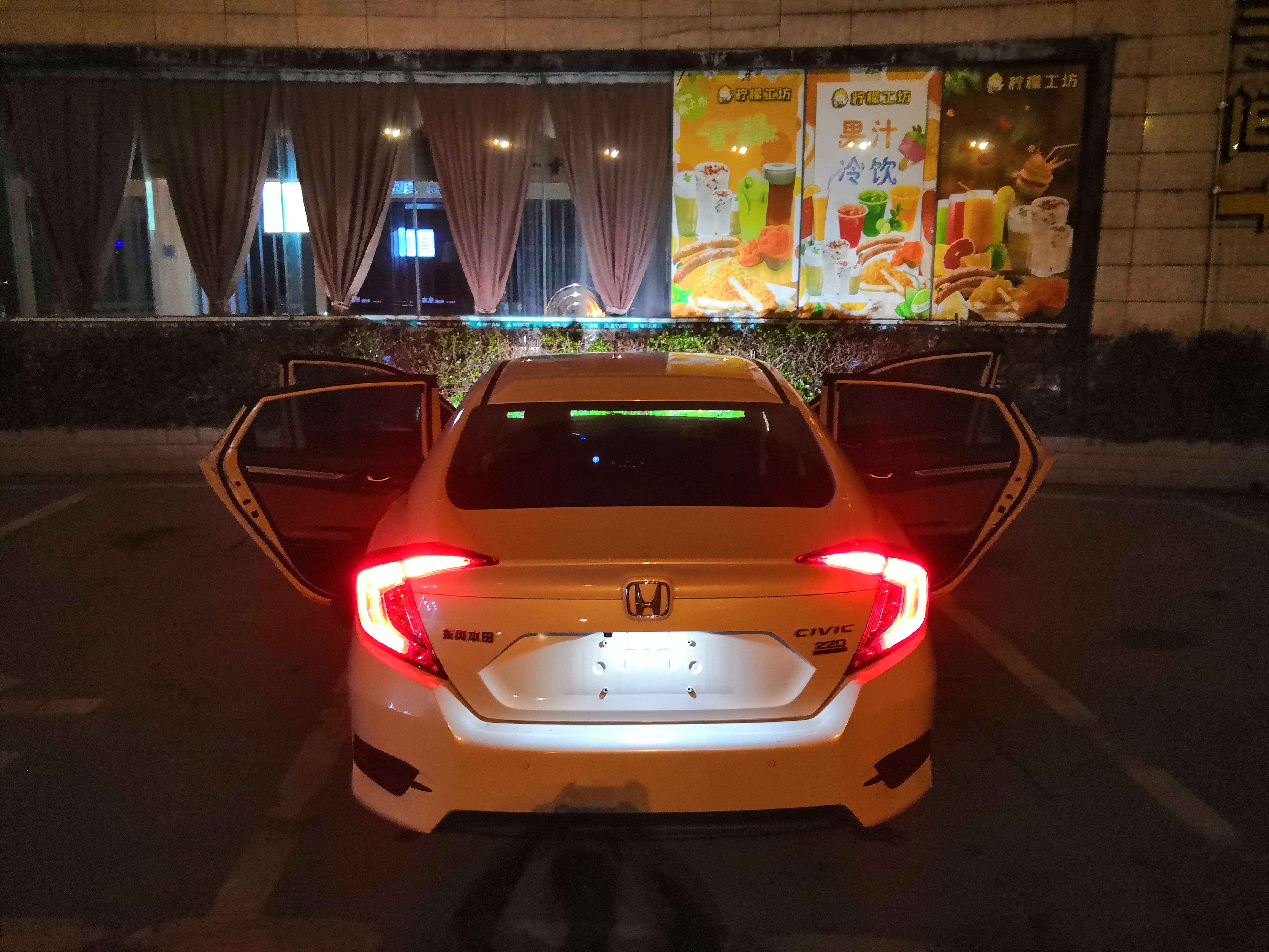 帮小伙买二手车思域十代,大学生买十代思域