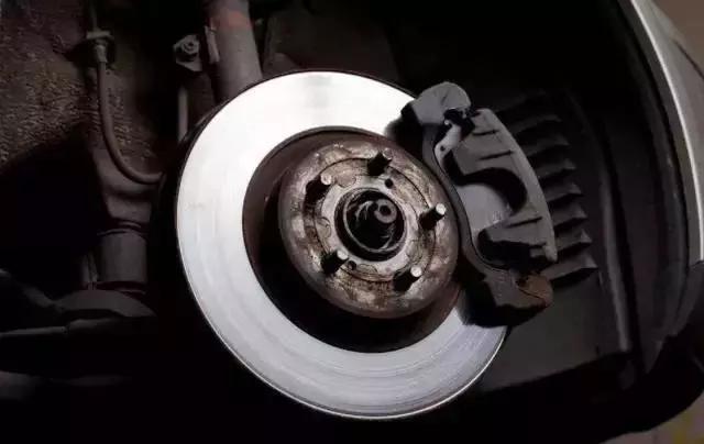 三秒知识点,三分钟带你看懂刹车系统