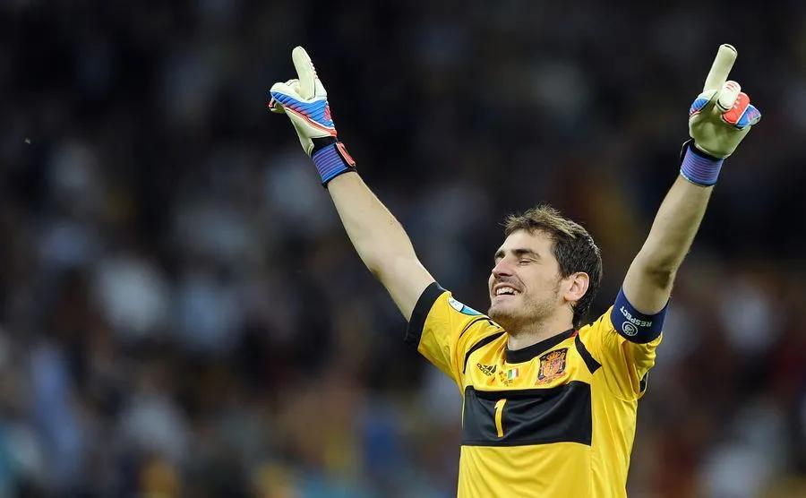 阻挡死神!39岁传奇门神退役真正原因揭晓:C罗梅西送上祝福