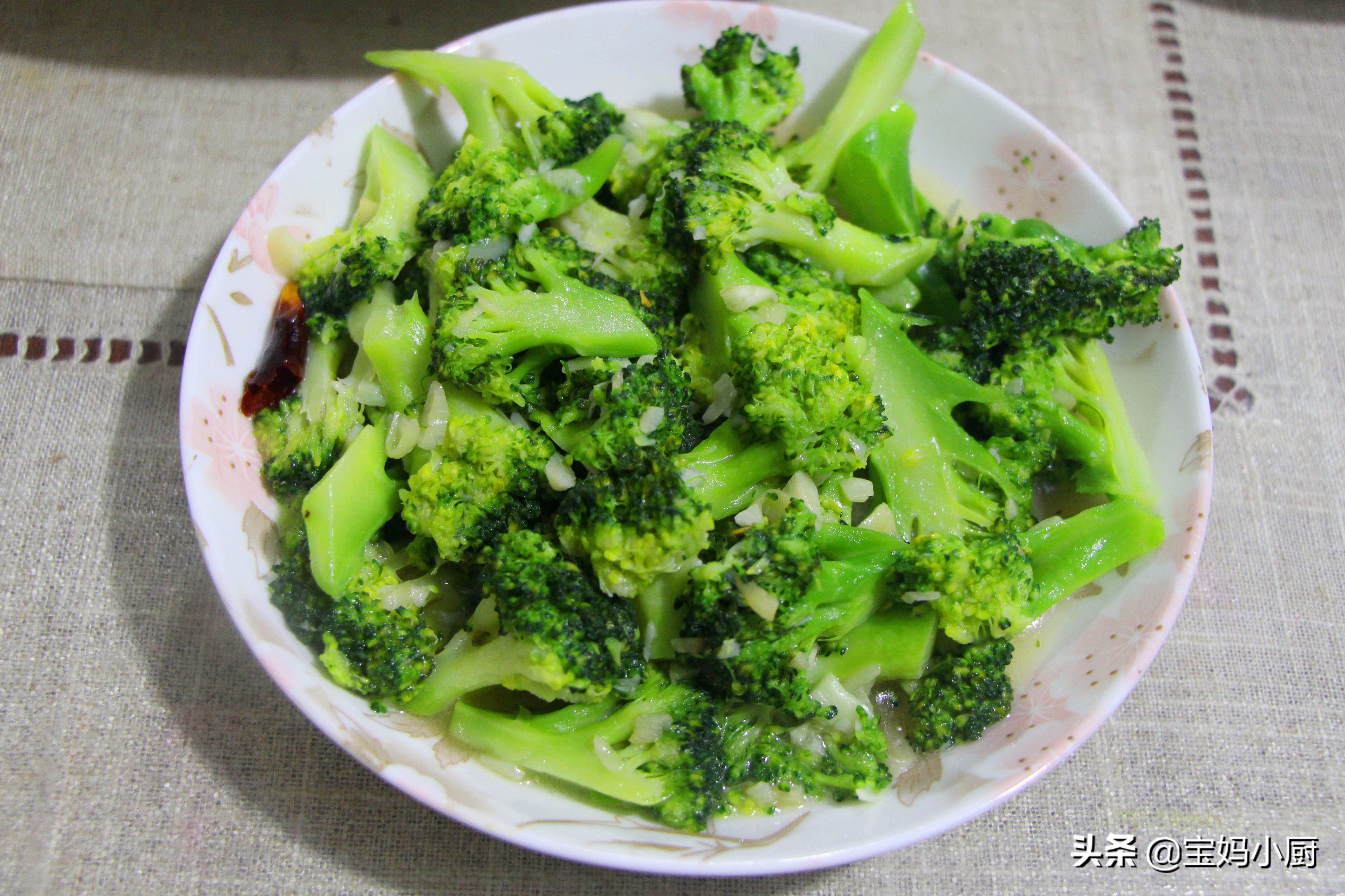 晒一下我家的晚餐,晒我家的饭菜