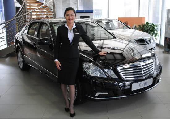 月营业额30万的汽车店,月营业额20万业务员提成多少