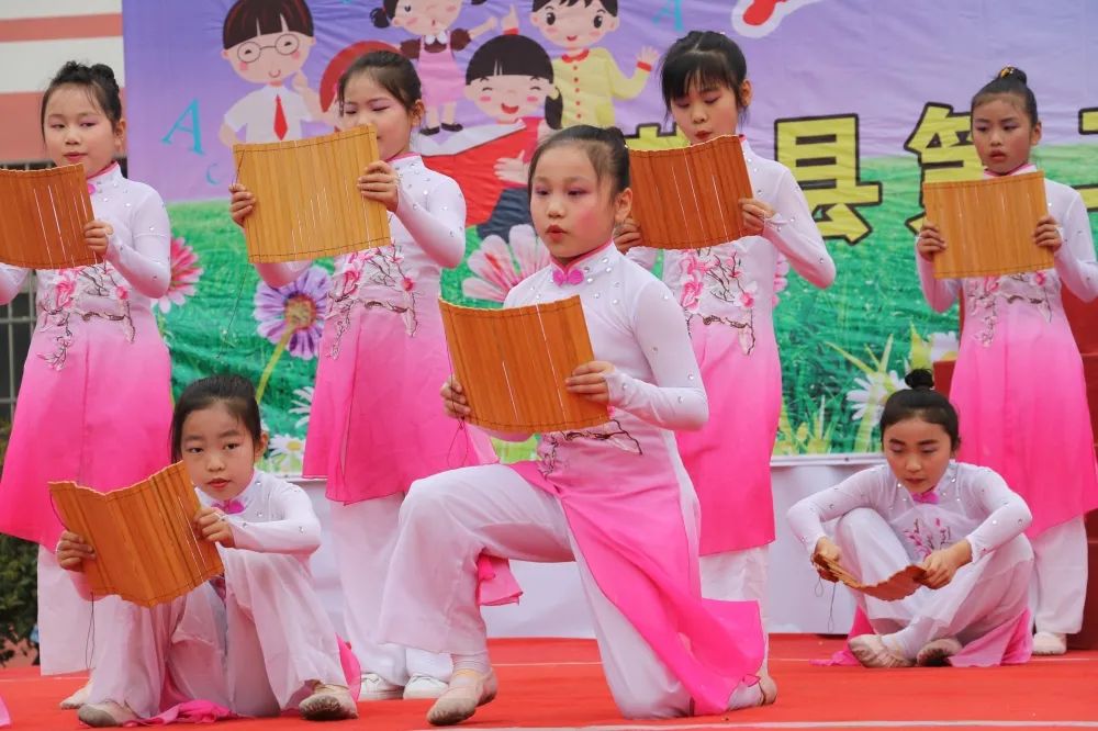 课后服务提质增效|莒县二小：“经典诵读+”，为“正雅”少年培根铸魂