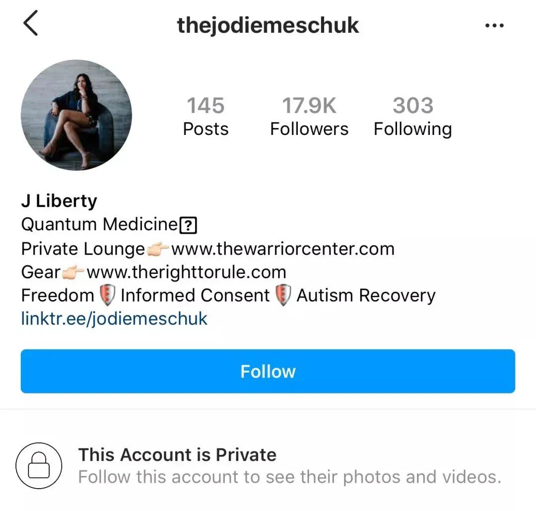 美国女子无视新冠，狂舔超市商品、门把手？全网怒了