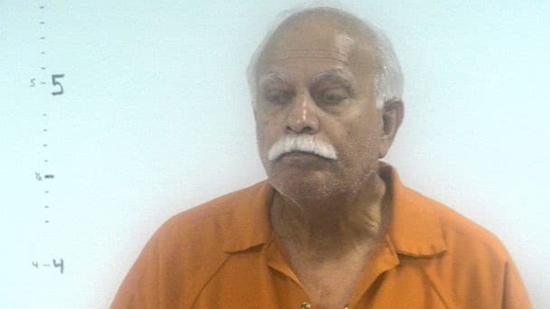 医生私自切除逝者器官家属被立案,手术中未经家属同意切除患者子宫