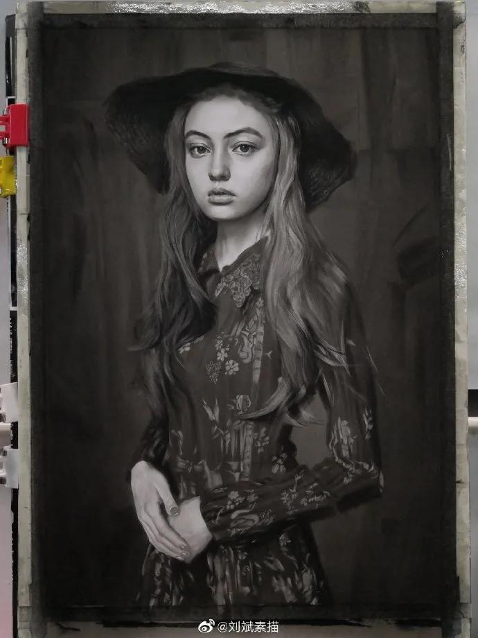 刘斌素描技法用的绘画材料,刘斌素描用的什么笔