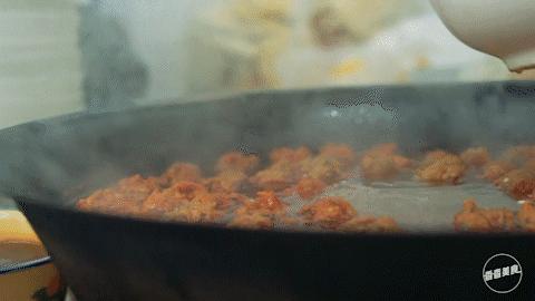 一条街上好几家面馆还能开吗,一条街上开一样的店叫做什么