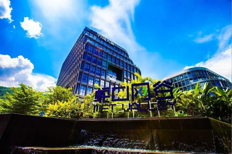 派息利率2.8,派息日前一天买入划算吗