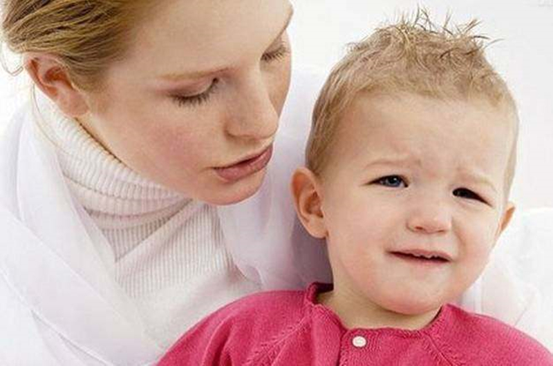 3岁孩子不愿意社交什么原因,大班孩子内向话少社交弱该怎么办