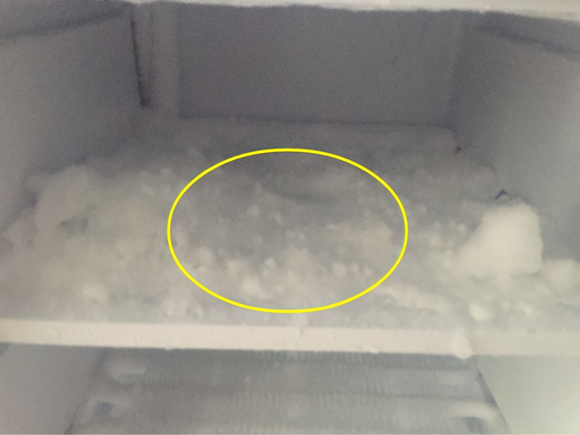 怎样做能让冰箱省电不结冰,冰箱放入一样东西永不结冰还省电