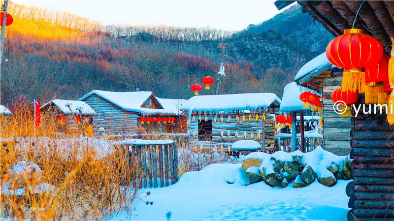 被号称“辽宁小雪乡”的它，不仅便宜，人少，关键还有温泉泡