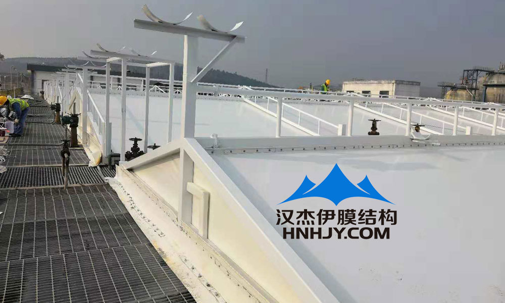 污水池加盖用反吊膜和玻璃钢价格,污水池反吊膜加盖案例介绍