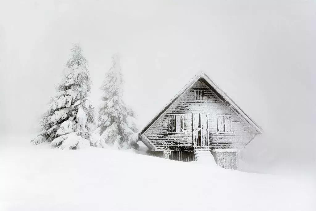 阴雨天怎么拍风景视频,阴雨天怎么拍胶片照好呢