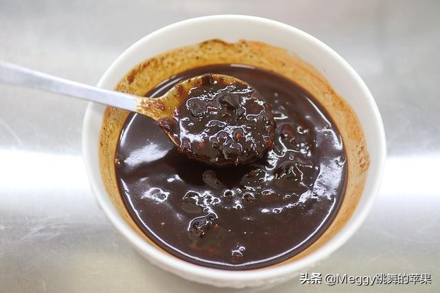 香辣拌面酱做法大全,炒菜万能香辣酱制作