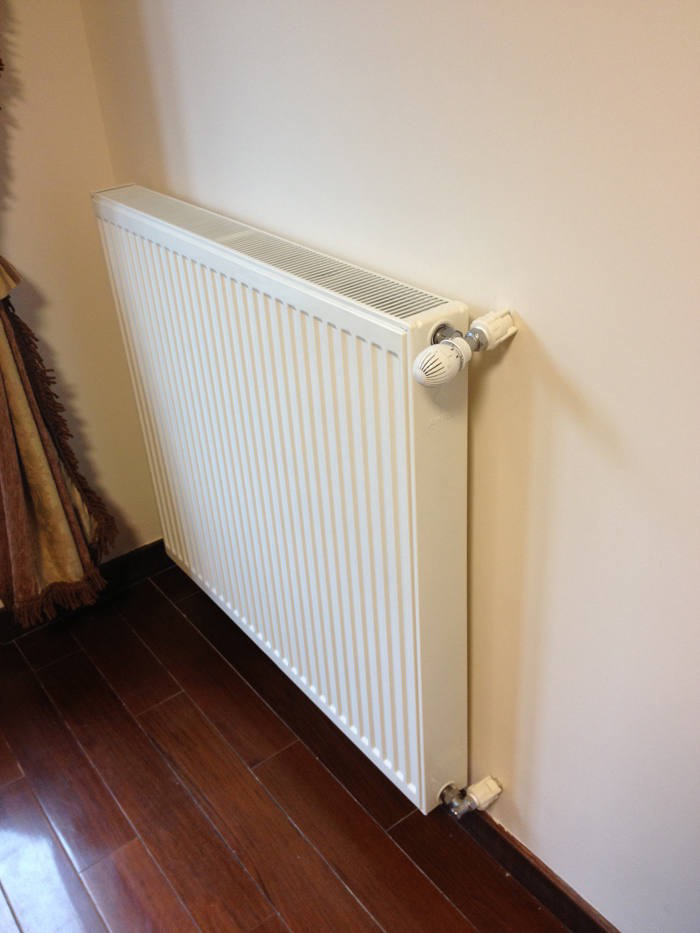 暖气片不用时存水还是把水放了,暖气片不用了要把管子熔到一起吗