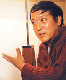 冯巩牛群离开演艺圈,牛群和冯巩后来的关系