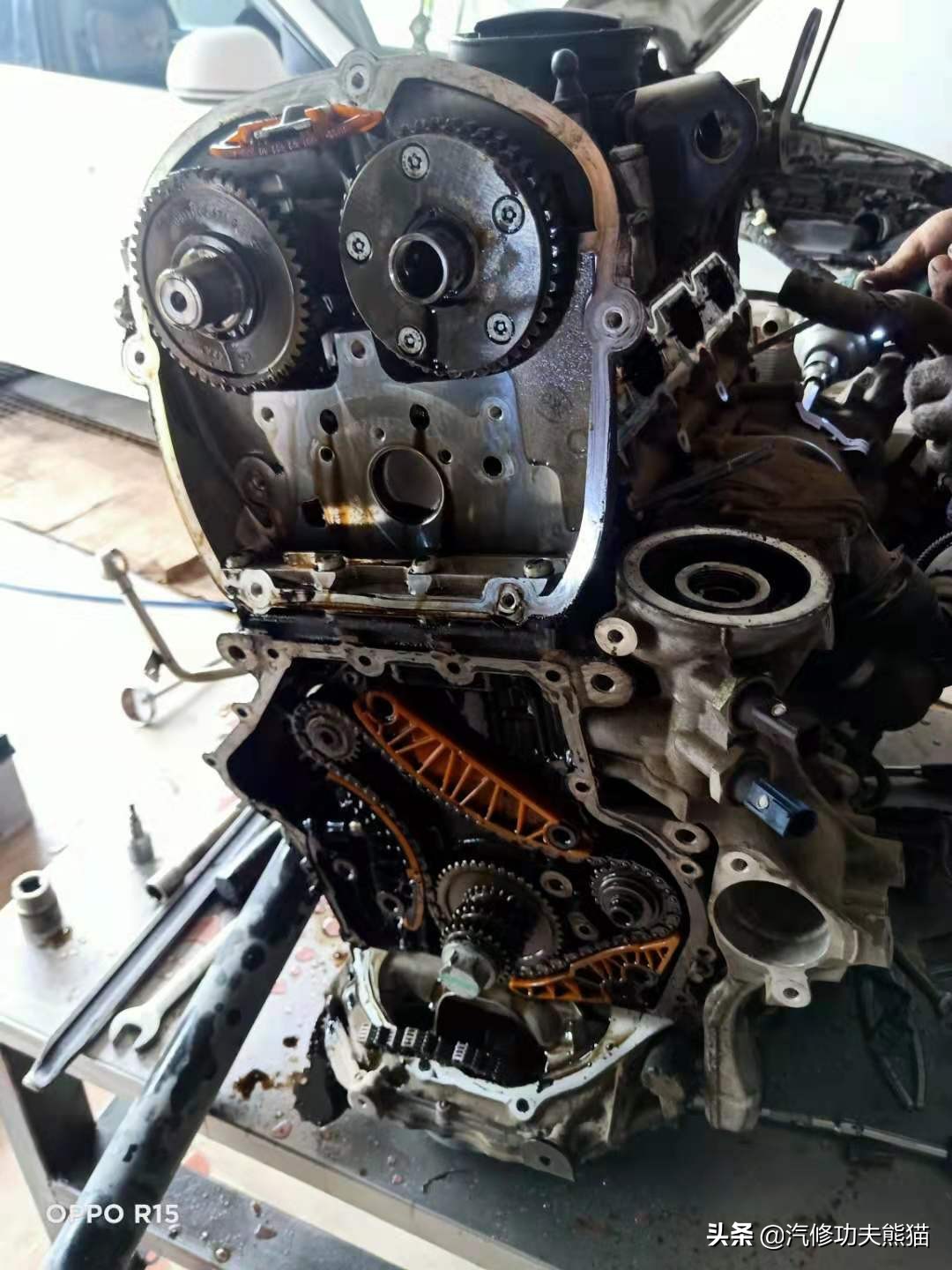 爱车养护烧机油要趁早治理,爱车烧机油