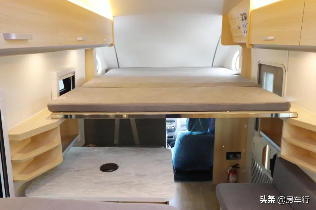 房车价格5-10万元低顶b型房车,房车大全20-30万的c型高档房车