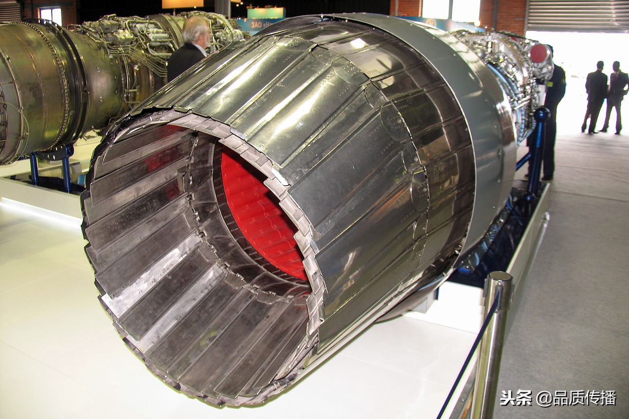 歼20联名手表限量版和普通款区别,飞亚达歼20联名限量款拆表