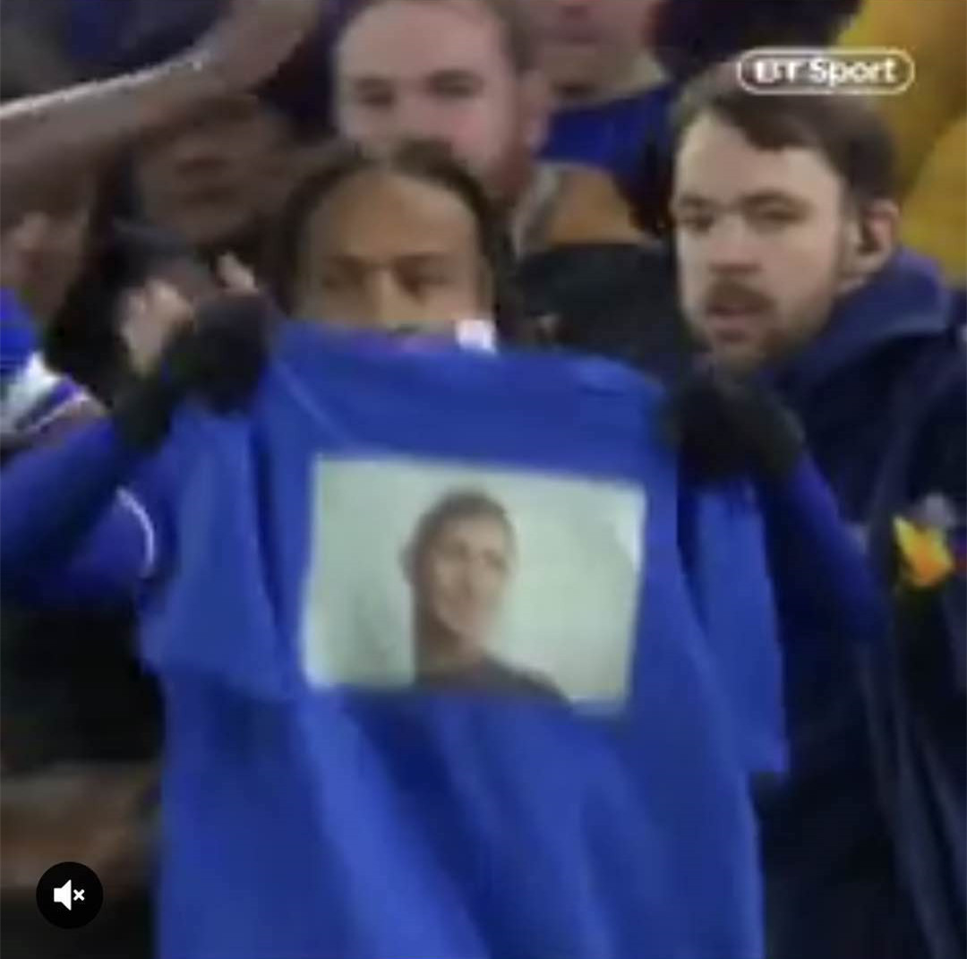 卡迪夫胜利献给萨拉5小时后找到球员飞机残骸足球从未高于生死