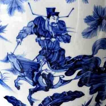 刘邦拜韩信为大将部下不服,萧何月下追韩信刘邦掀桌子