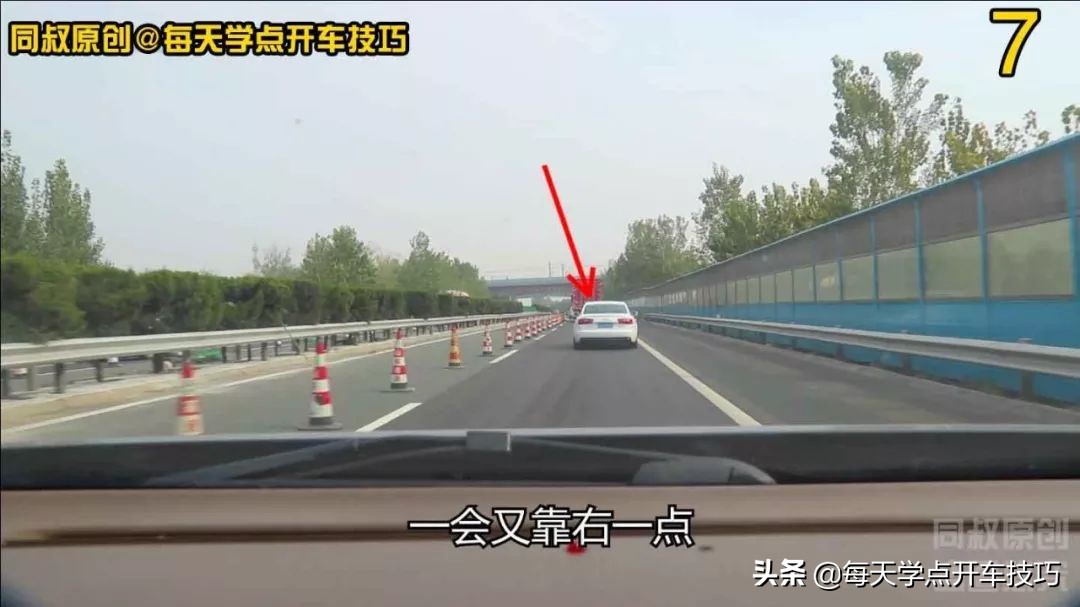 道路上面标志是什么意思,道路警示标志是什么意思