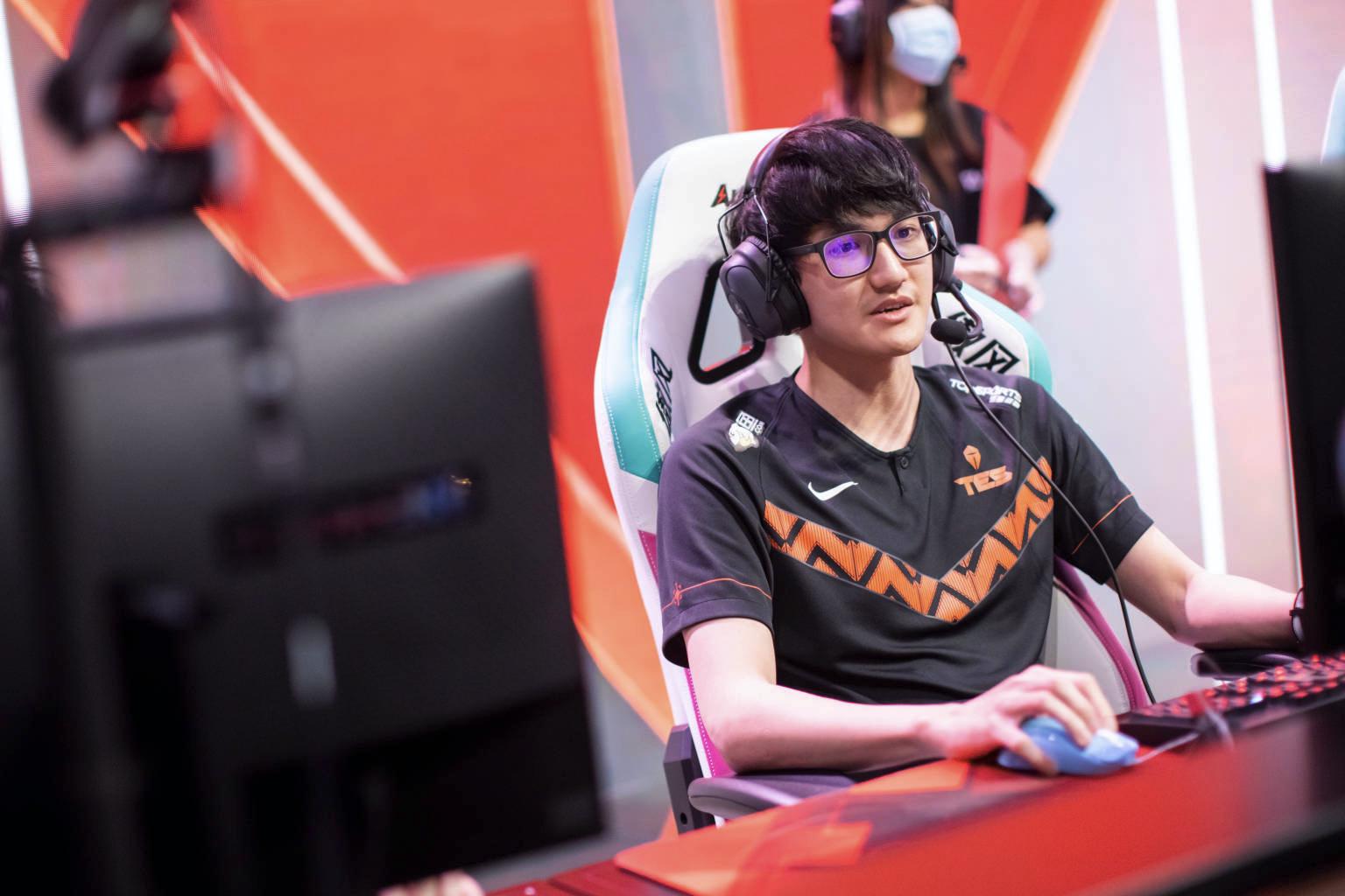 Karsa的快问快答：喜欢雷达哥这个绰号，很想跟厂长交手一次