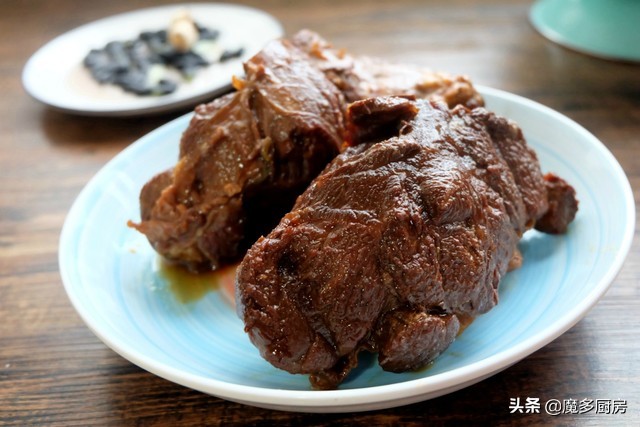 酱牛肉和鸡肉一起做法减脂餐,酱牛肉冻完后怎么做减脂餐好吃
