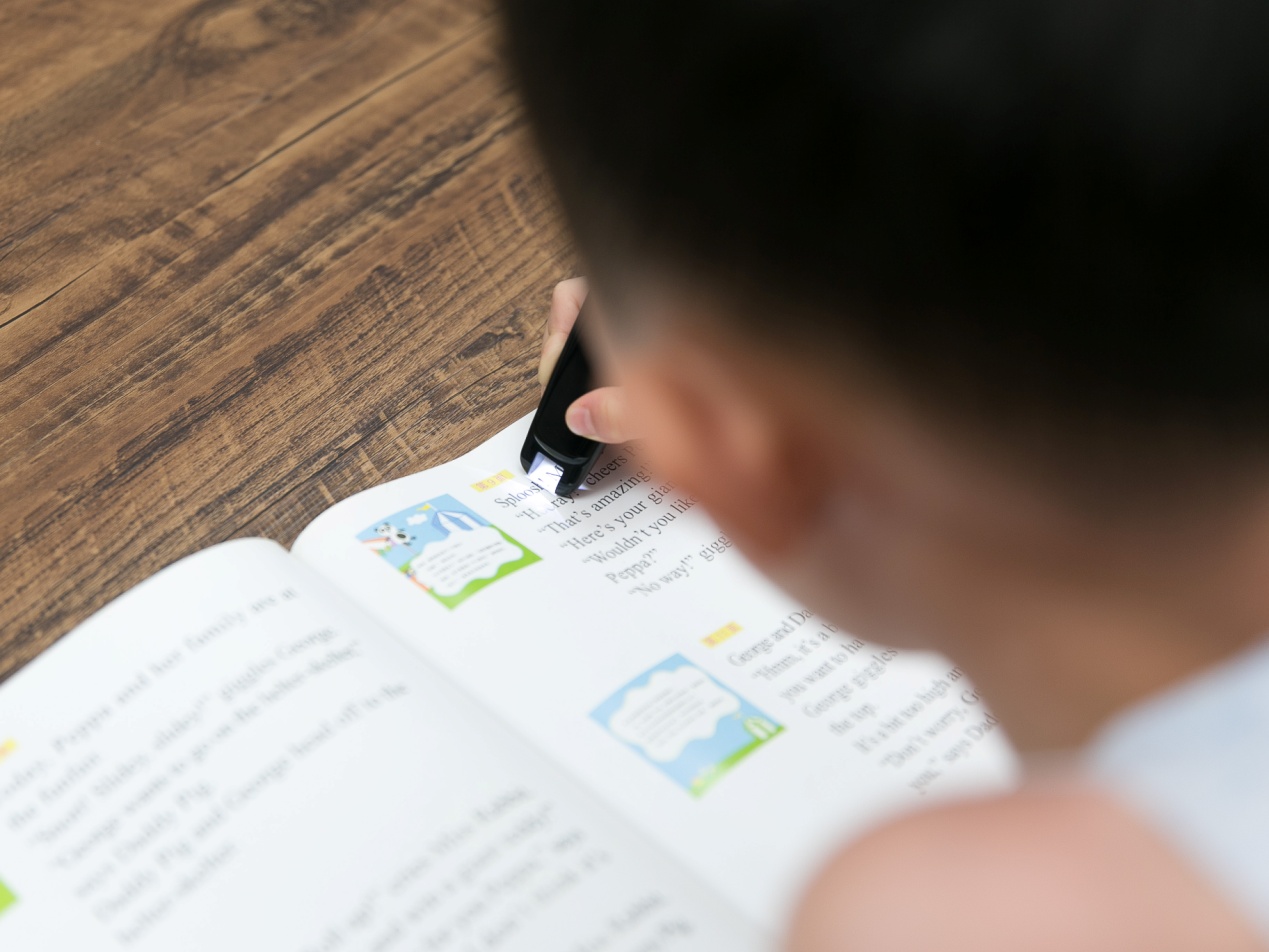 有道词典笔二代英语更地道,学习英语神器点读笔万能词典