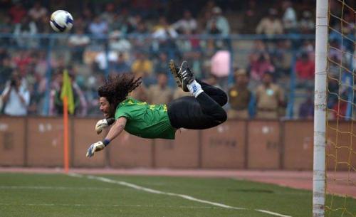 世界十大蝎子摆尾足球,足球界守门员的蝎子摆尾