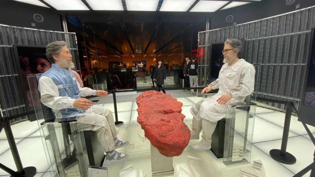 越来越飘,日入10亿的商场我也敢....