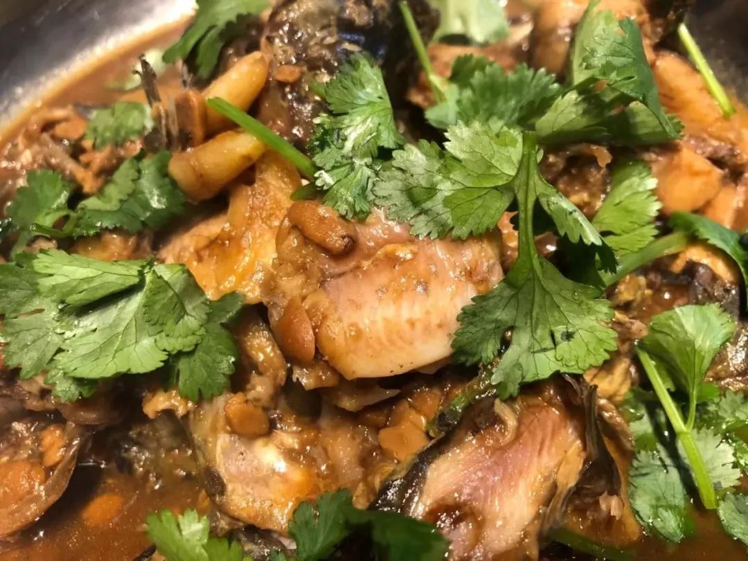 炸虾片寻找记忆中儿时的快乐,童年记忆中的美食炸虾片