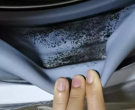 洗衣机发霉处理用小苏打和白醋,洗衣机发霉如何消毒