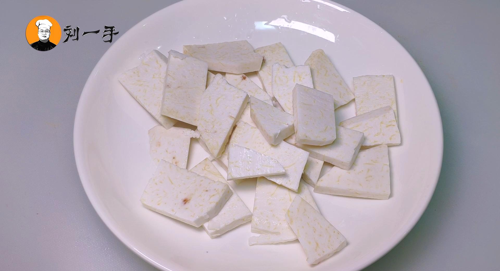 芋头扣肉入口即化,芋头扣肉家常做法不需要盐吗