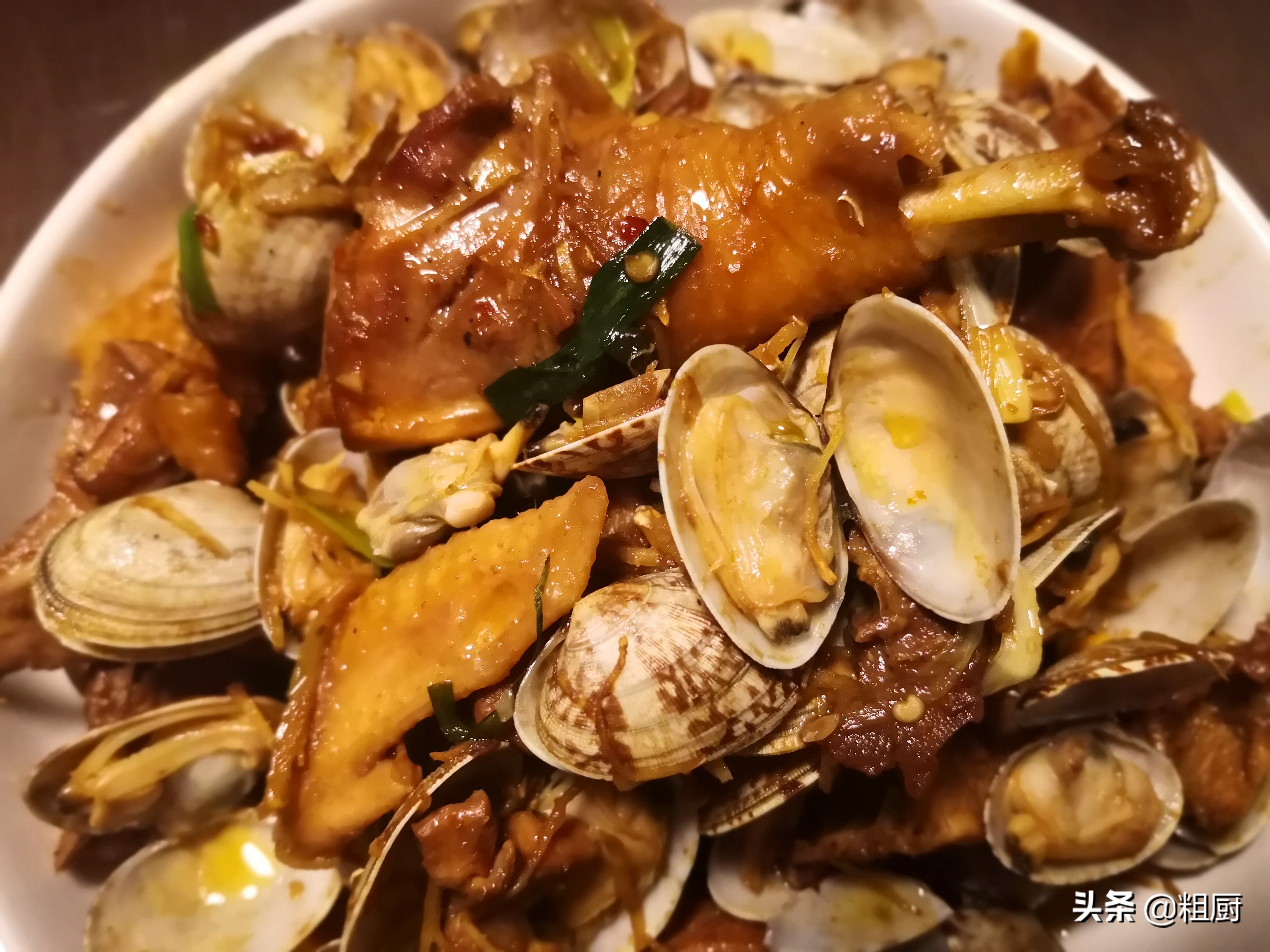 不辣的花甲炒鸡,鲜香花甲鸡的秘制酱料做法