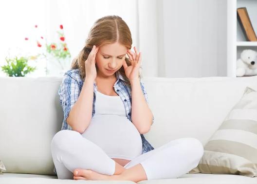 辅乳期乳房下垂,新手妈妈怎么解决乳房痛