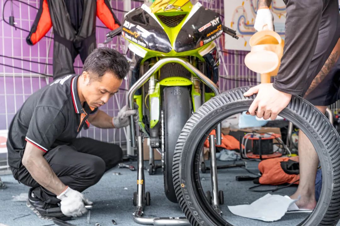 从赛道到街道尽享驾驶乐趣,从赛道到街道