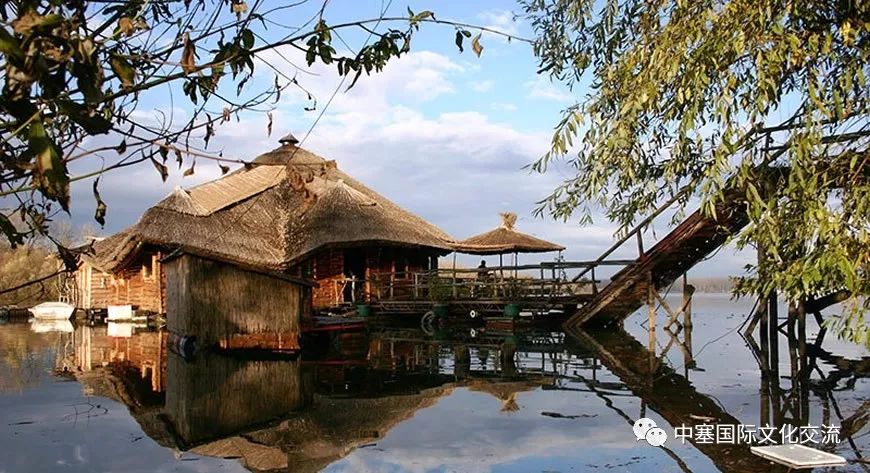 贝尔格莱德老街区饮食,在贝尔格莱德吃北京烤鸭