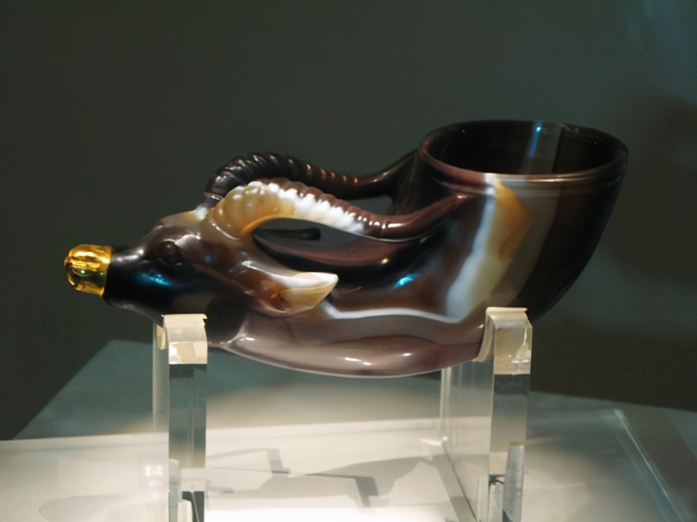 中国各地博物馆最漂亮的文物,中国博物馆十大国宝值多少