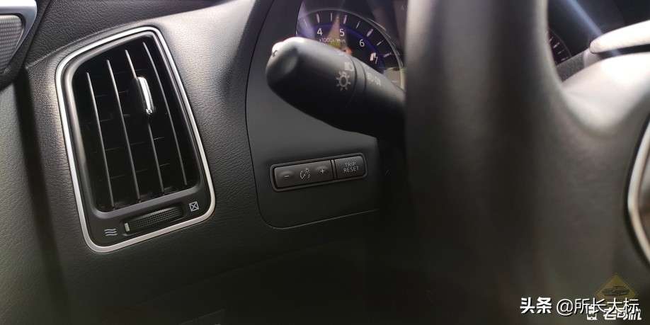 英菲尼迪q50l一阶测试,英菲尼迪q50灰色提车作业