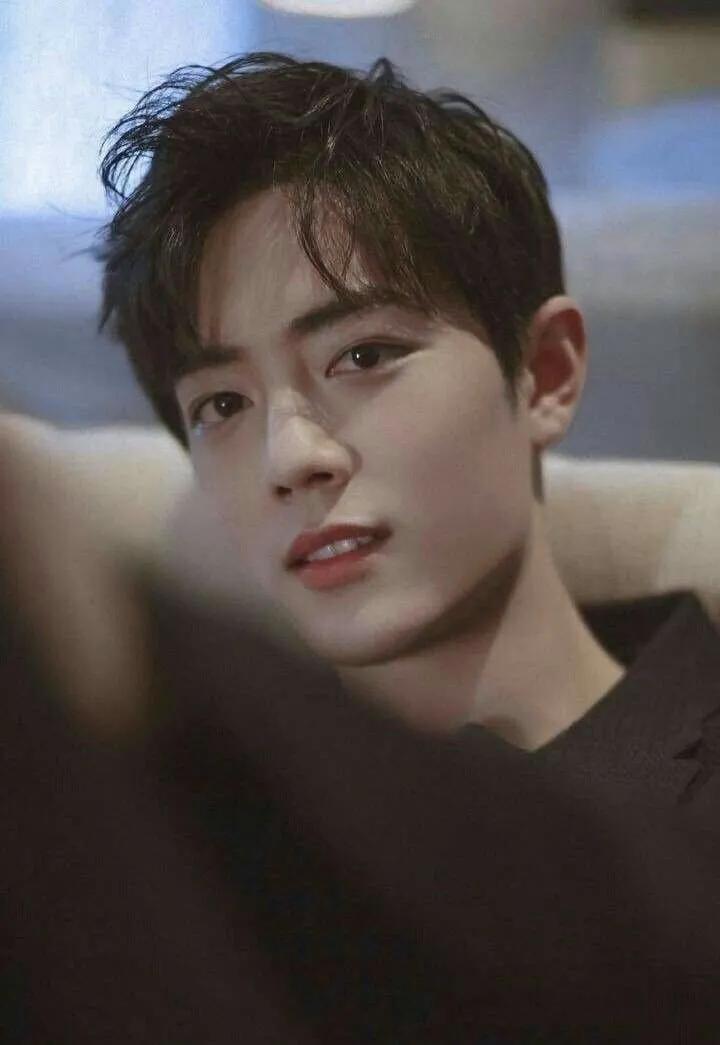 哪个男星演的狐狸精好看,长得像狐狸精的男明星