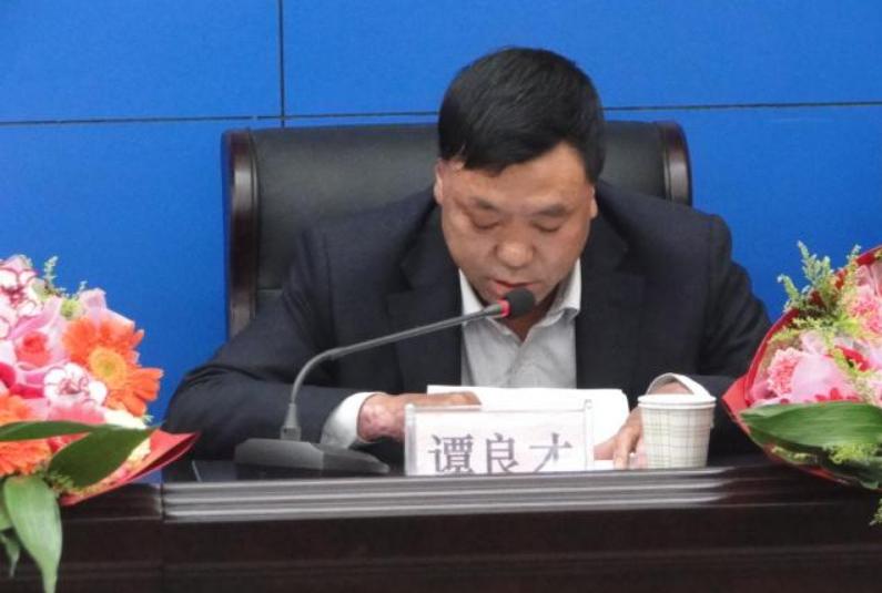 一对夫妻救下两名不慎落水的孩子,12年前翁婿大火救人