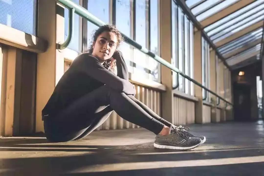 四大跑鞋为什么在赛事上看不见,四大跑鞋指的是