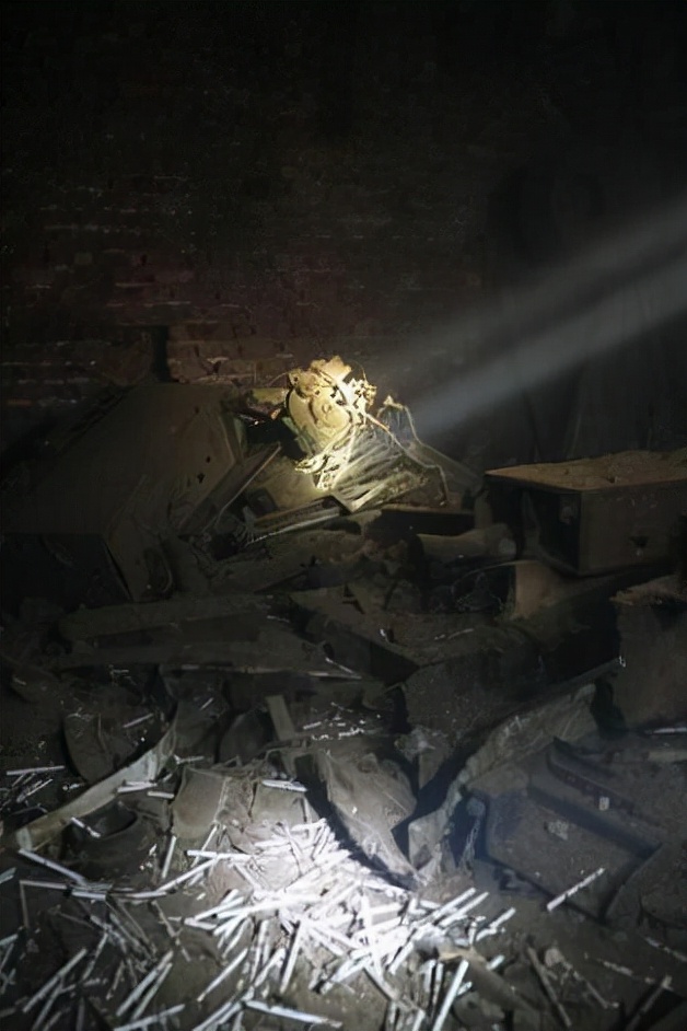 小县城垄断暴利行业,小县城造假烟