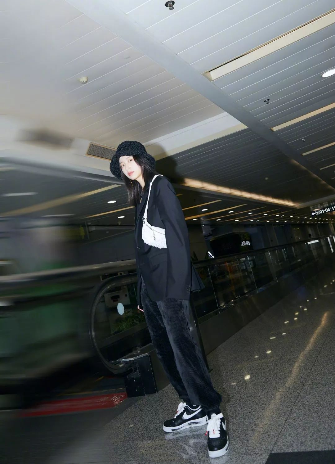 休闲风格羊羔绒渔夫帽,明星同款渔夫帽时髦显瘦又防晒