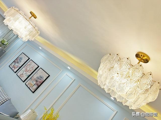 新房装修灯具网上买靠谱吗,灯具是网购还是实体店合适呀