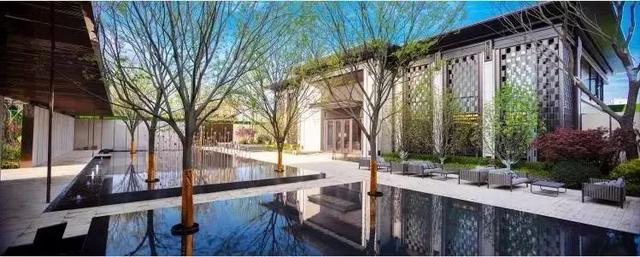 市区核心稀缺小户型准现房,总价约80万起抢占湖景商办资产