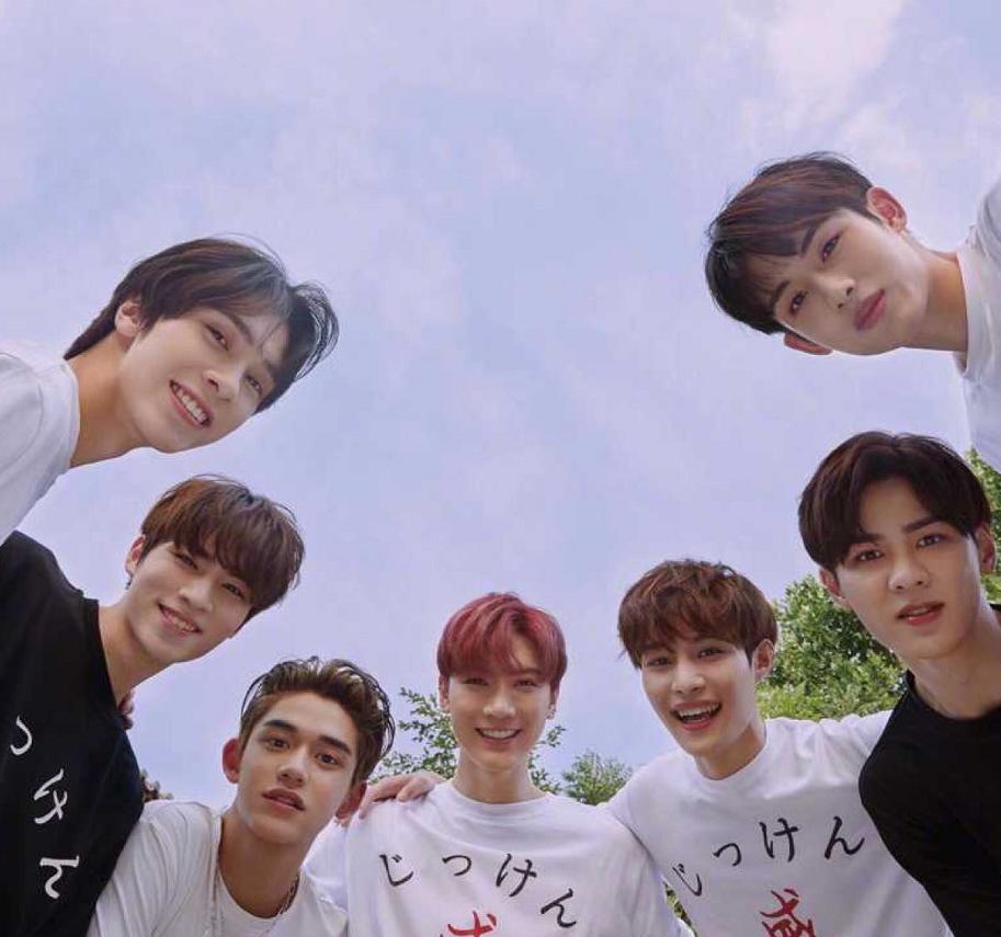 SM终于舍得给威神V花钱了，采访视频拿出来营销，真全员喜剧人