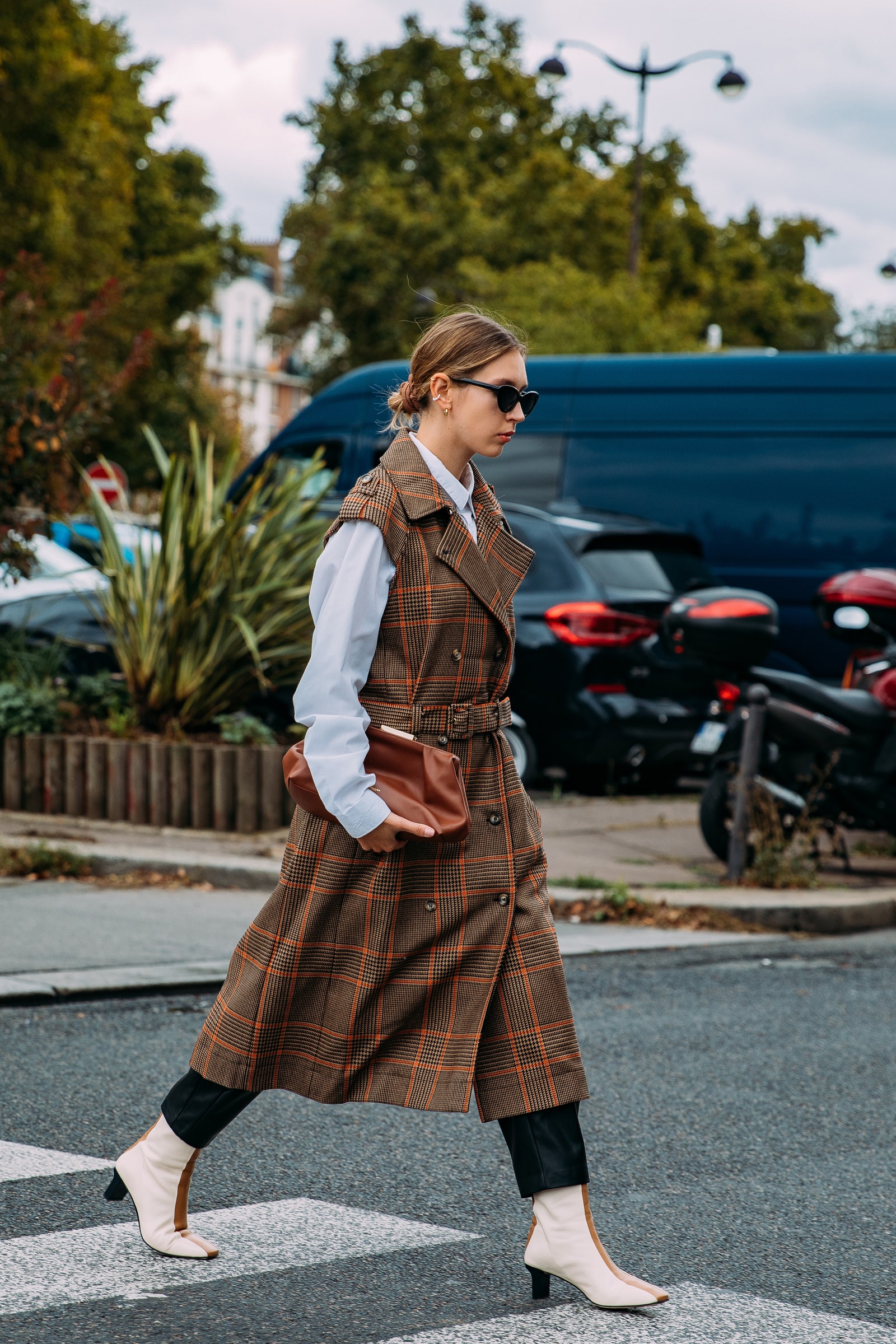 2023春夏巴黎时装周街拍特辑,2021巴黎高定时装周街拍