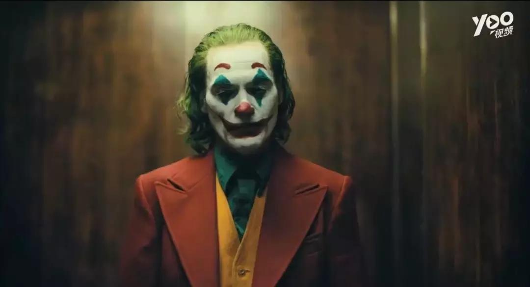 小丑第一段完整版,小丑首秀完整版
